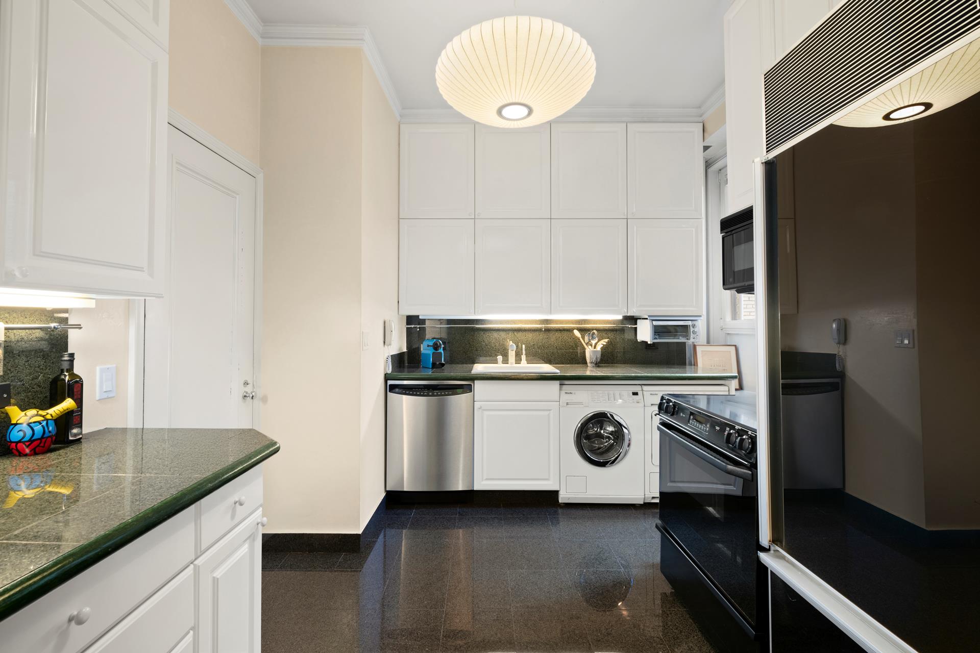 470 Park Avenue, 4D