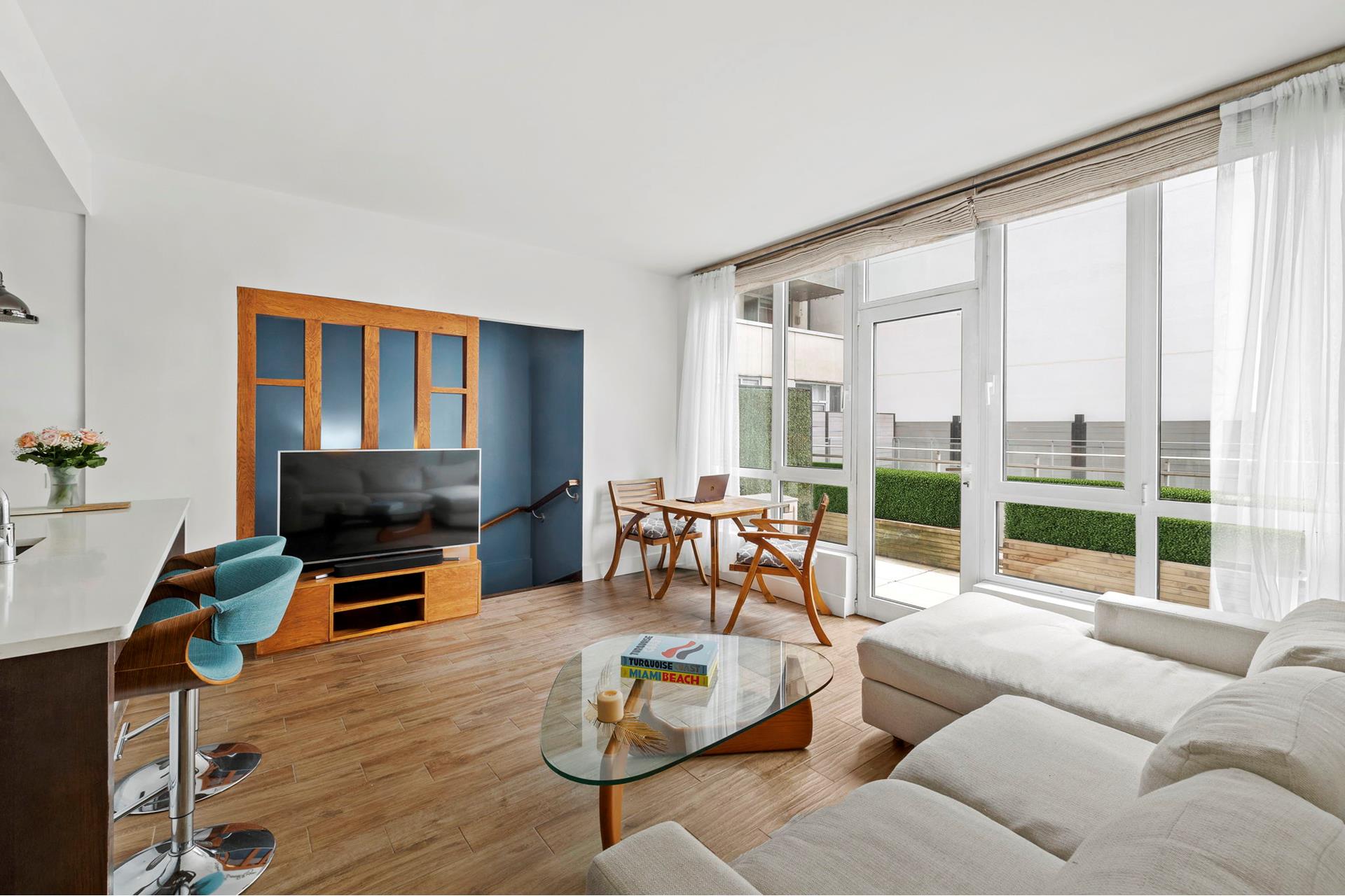 214 North 11th Street, 1X