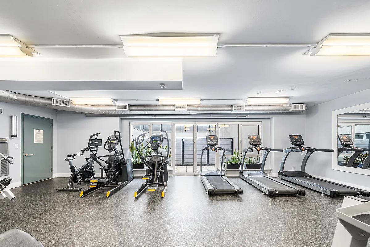 214 North 11th Street, 1X