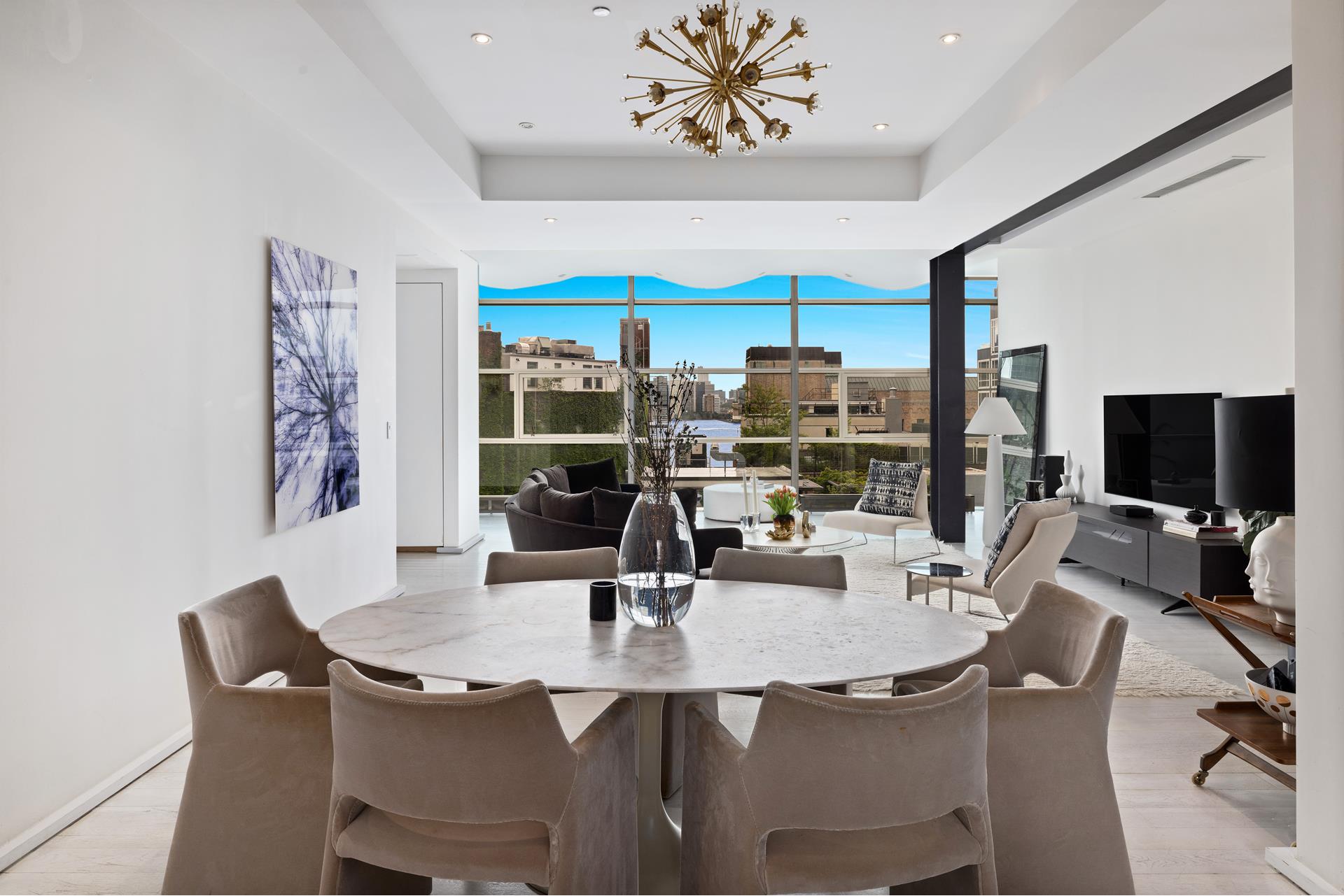 497 Greenwich Street, 9A