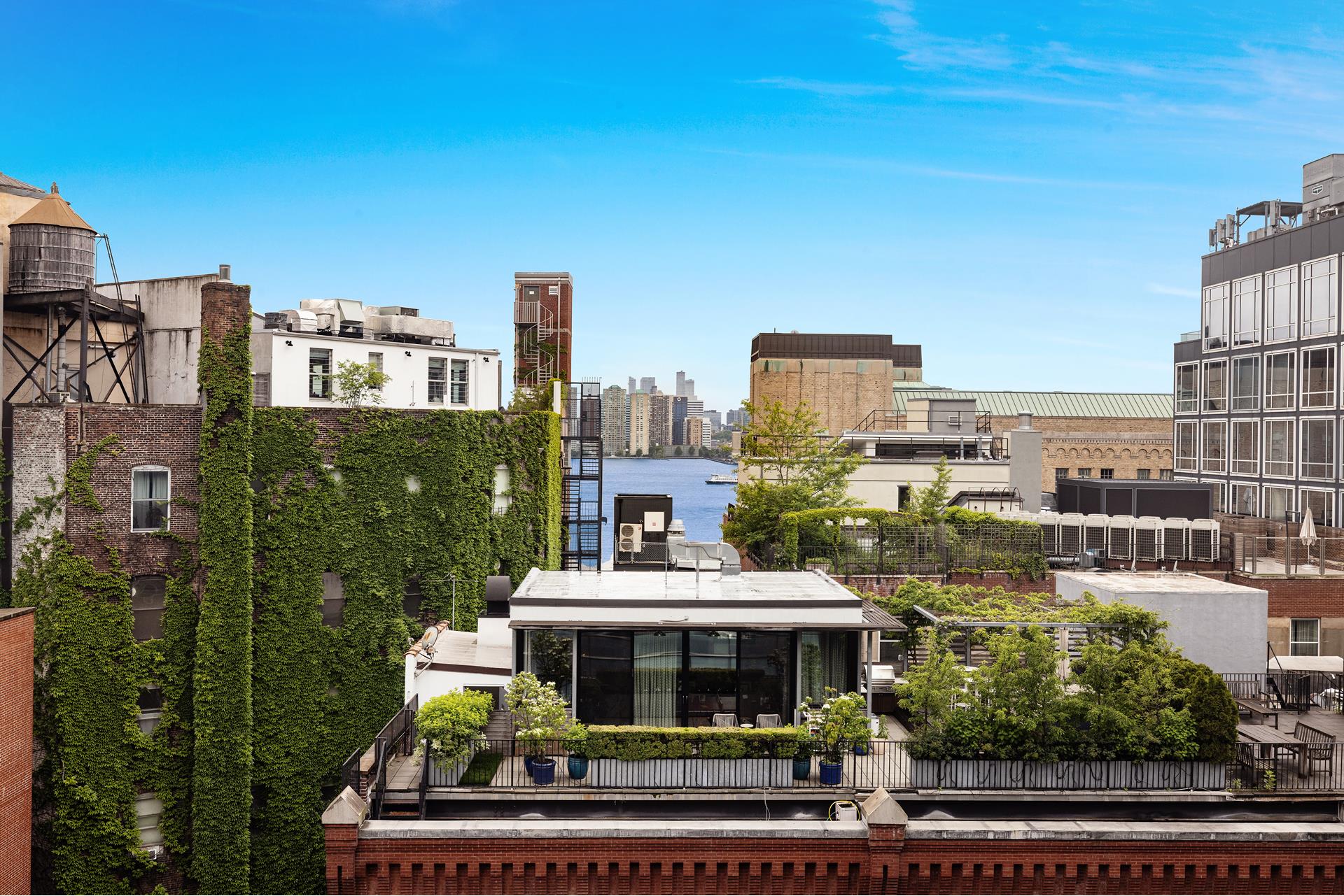 497 Greenwich Street, 9A