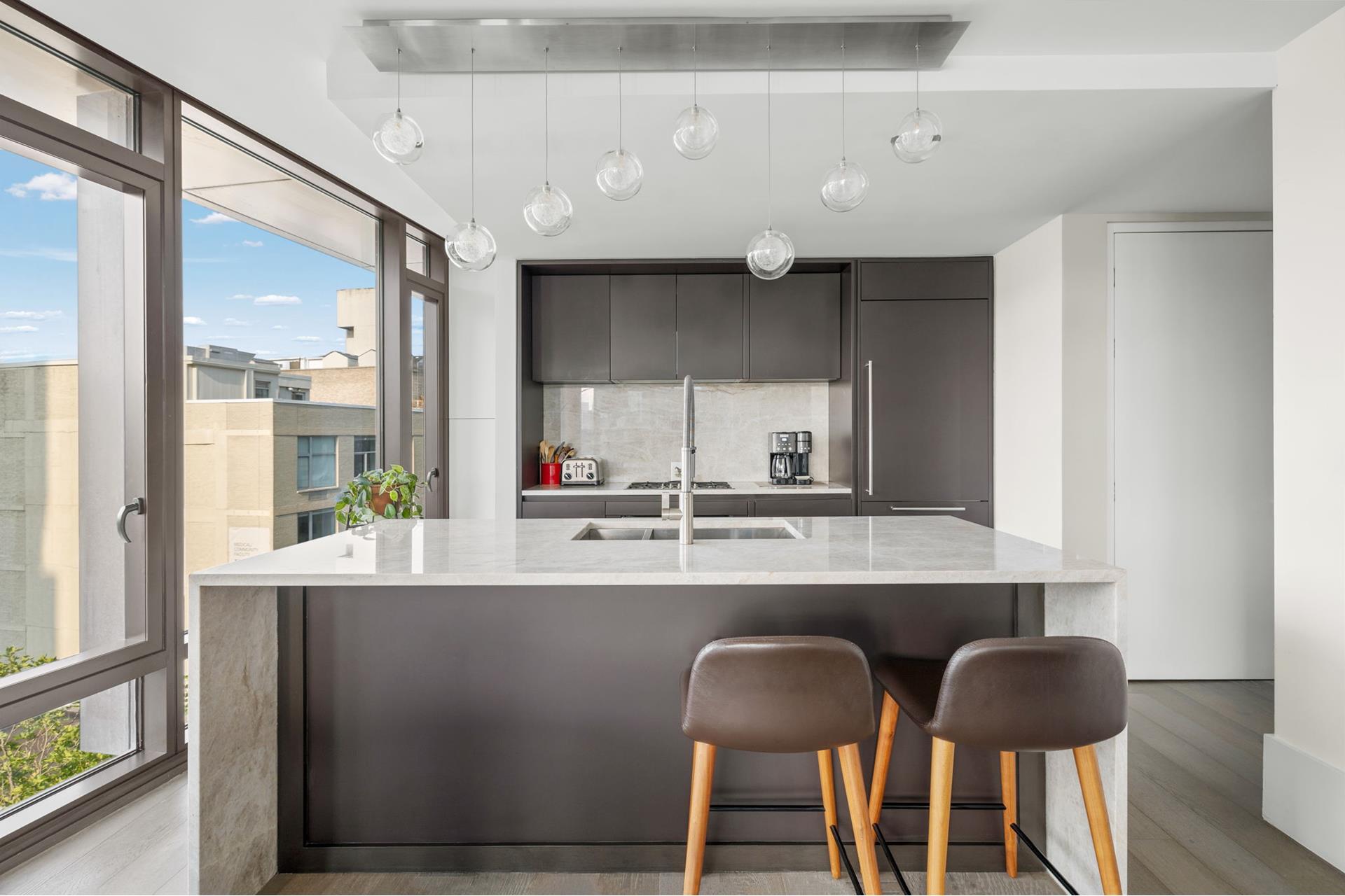 429 Kent Avenue, 740