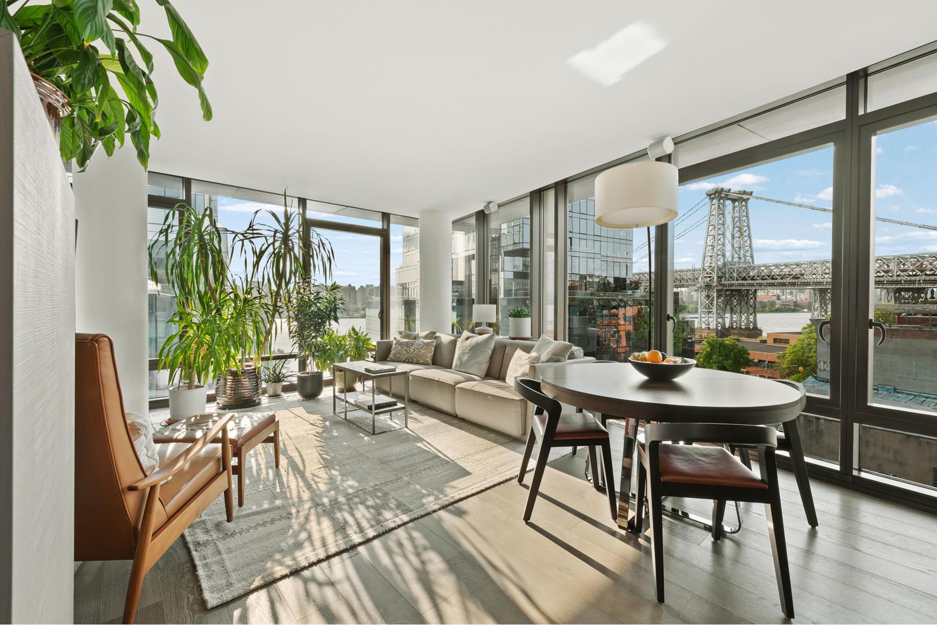 429 Kent Avenue, 740