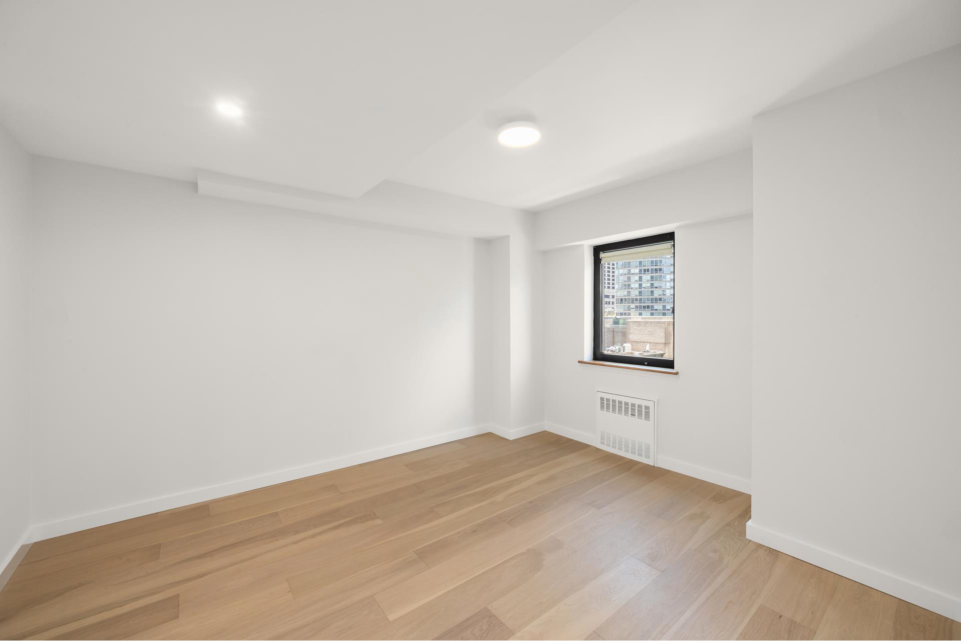 45 W 67TH Street 8H