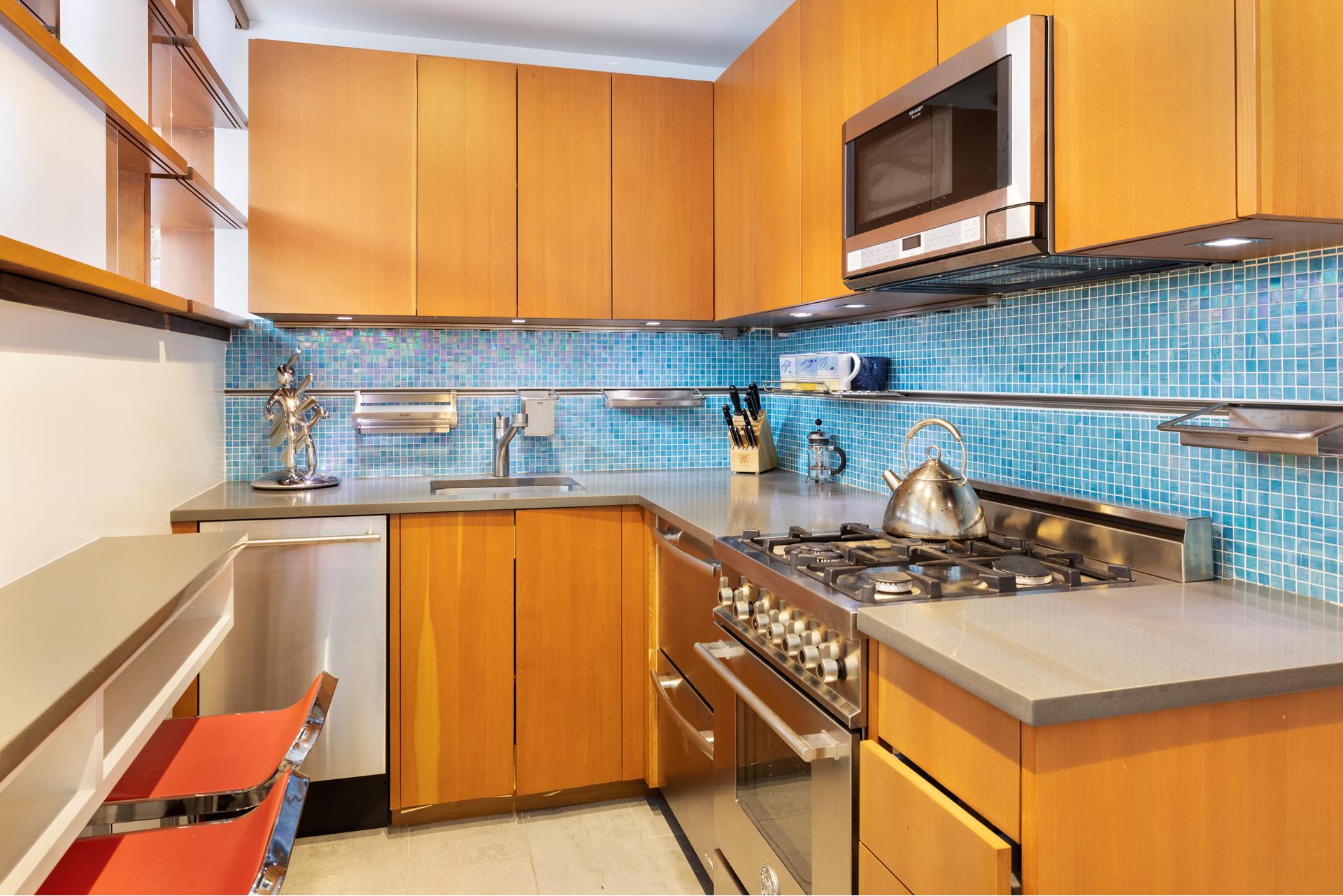 838 Greenwich Street, 4A