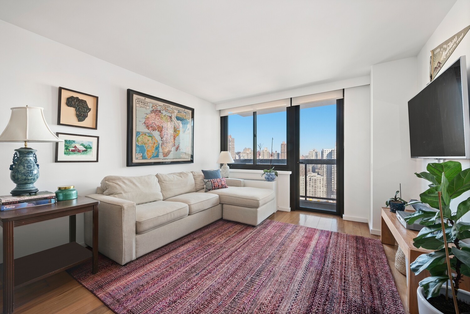 515 East 72nd Street, 28A
