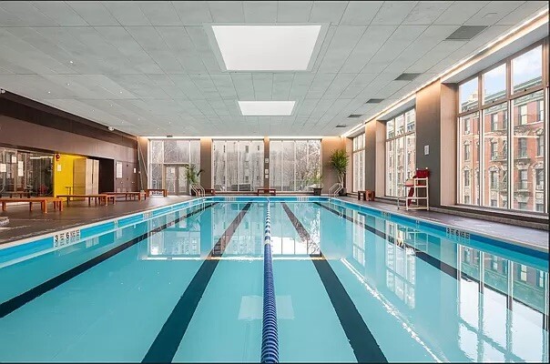 515 East 72nd Street, 28A