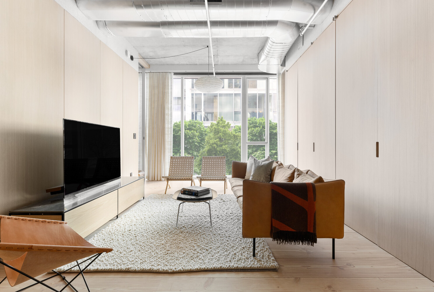 165 Charles Street, 1