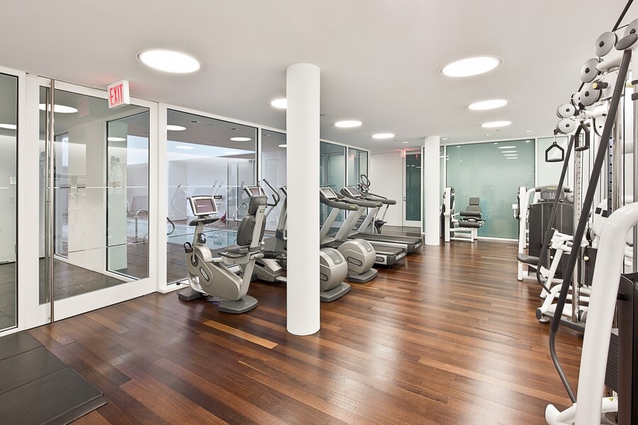 165 Charles Street, 1