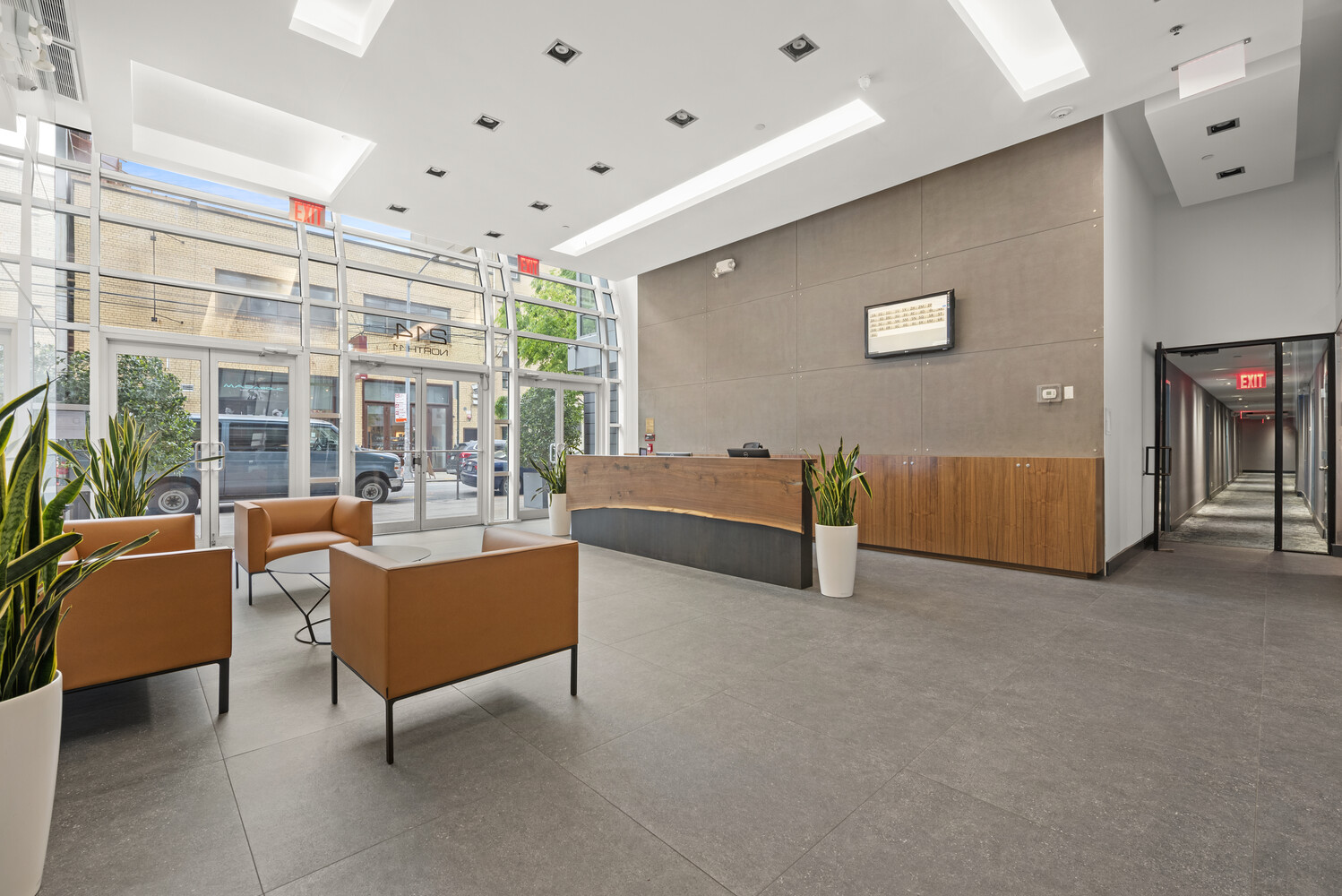 214 North 11th Street, 1LG