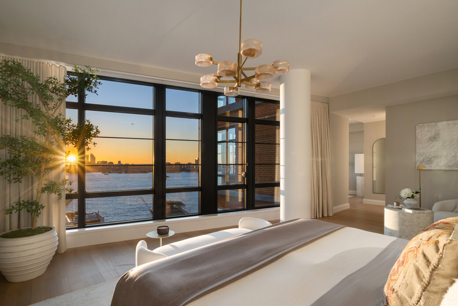 150 Charles Street, 14B