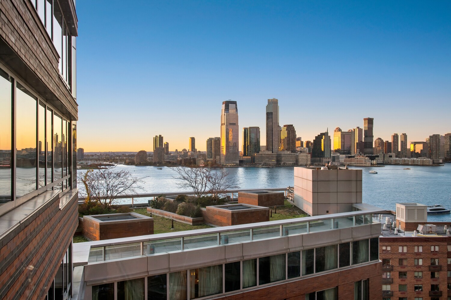 10 Little West Street, 15C