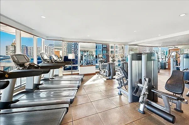 10 Little West Street, 15C