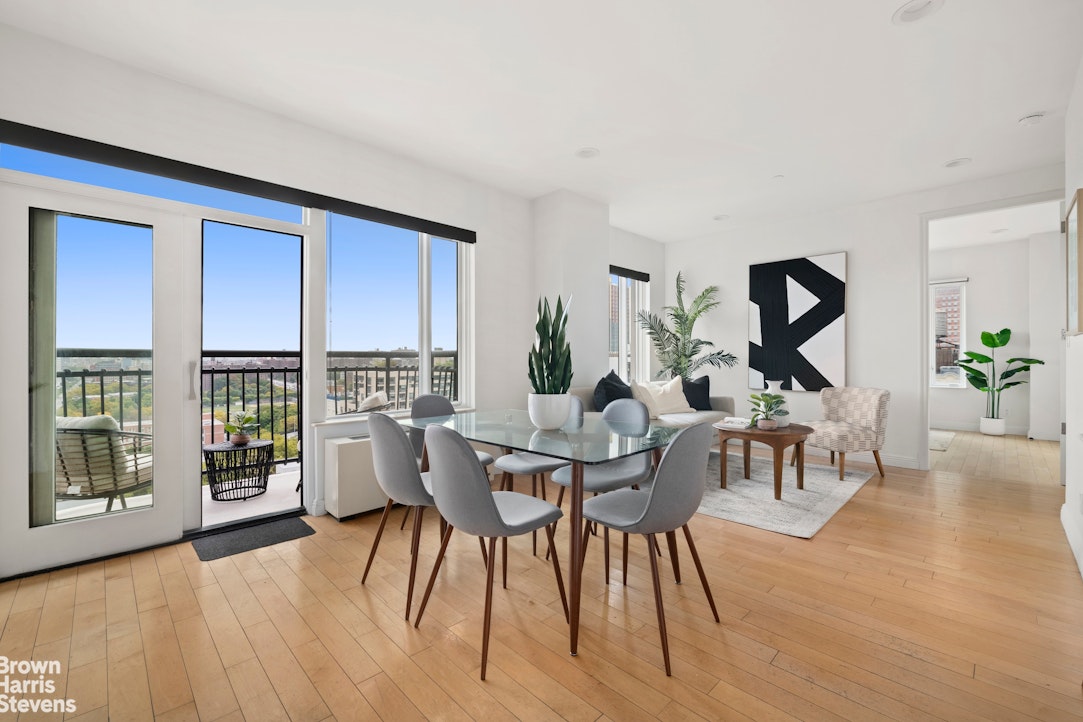 189 BRIDGE Street 10A