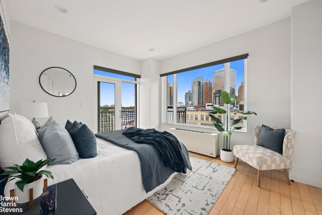 189 BRIDGE Street 10A