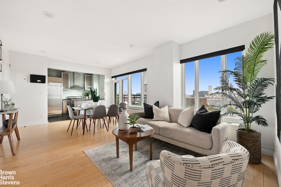 189 BRIDGE Street 10A