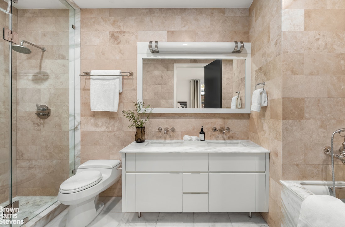 55 Vestry Street, 5C