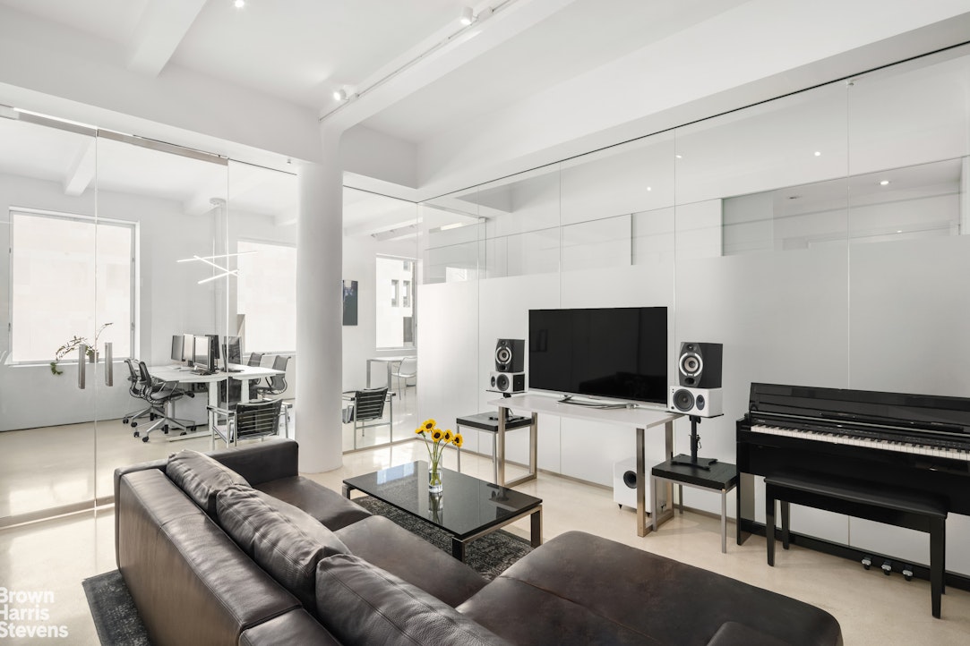 291 7th Avenue, 4