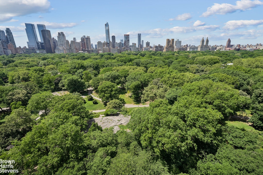 860 Fifth Avenue, PHAB