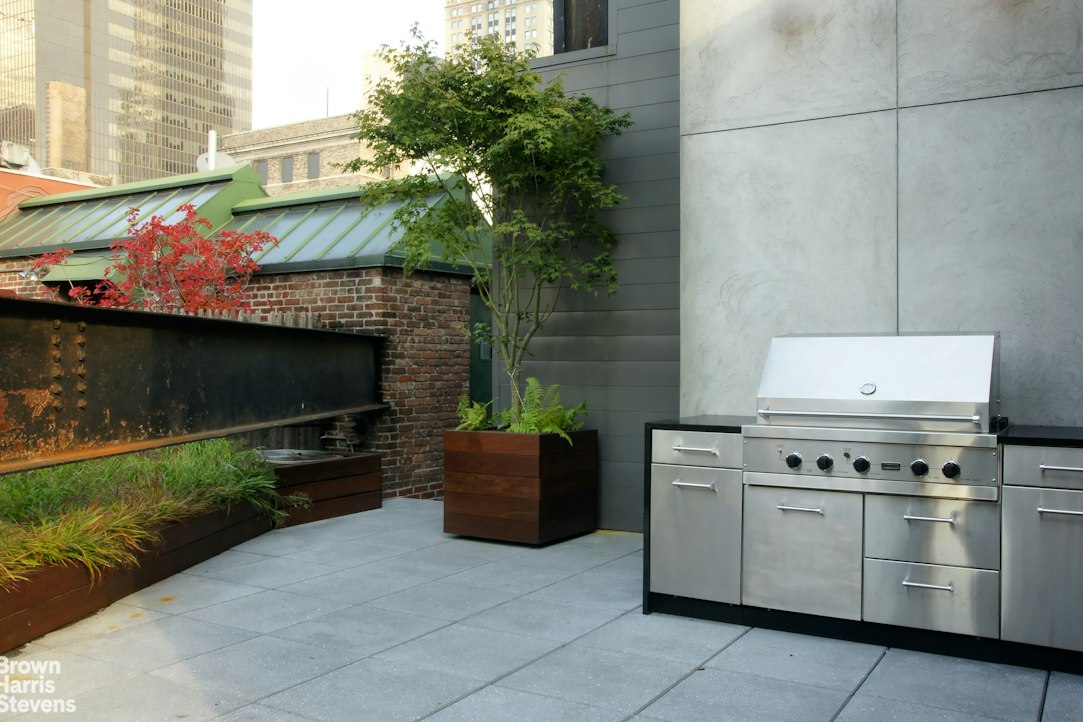 28 West 38th Street, PHW