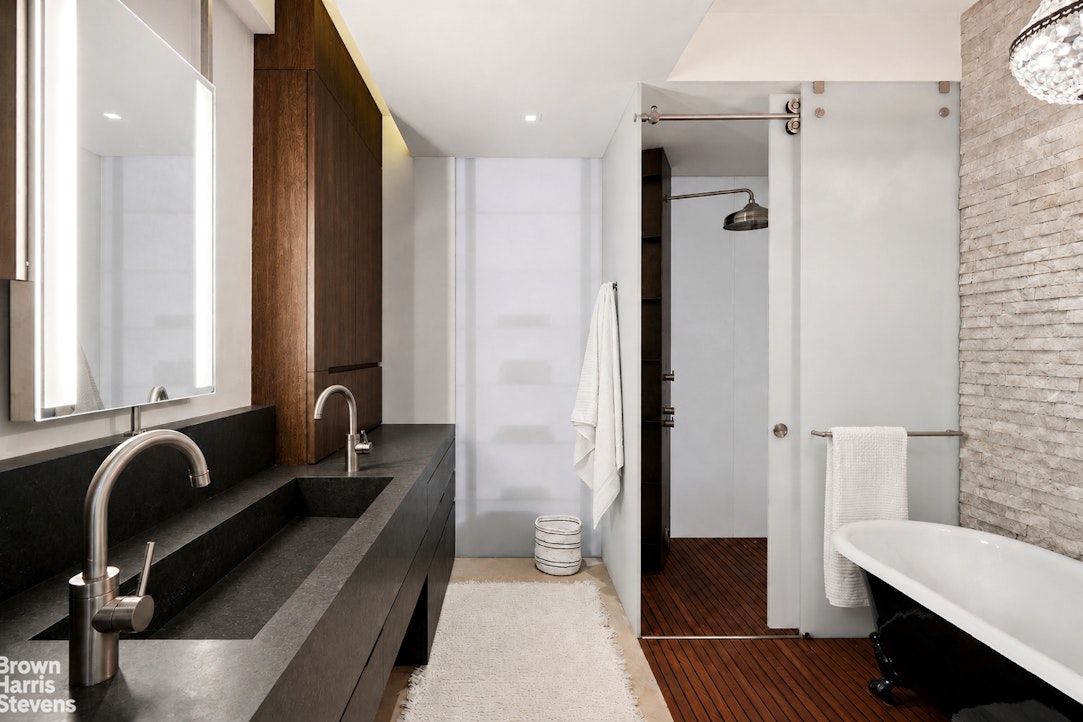 28 West 38th Street, PHW