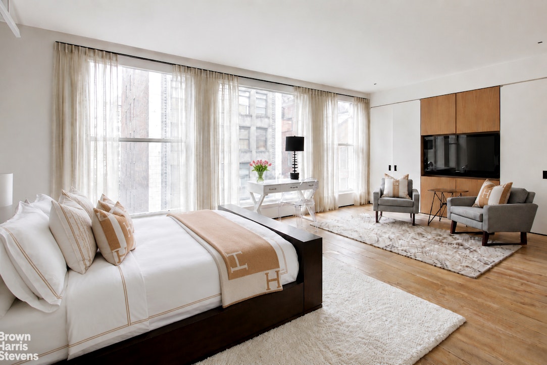 28 West 38th Street, PHW