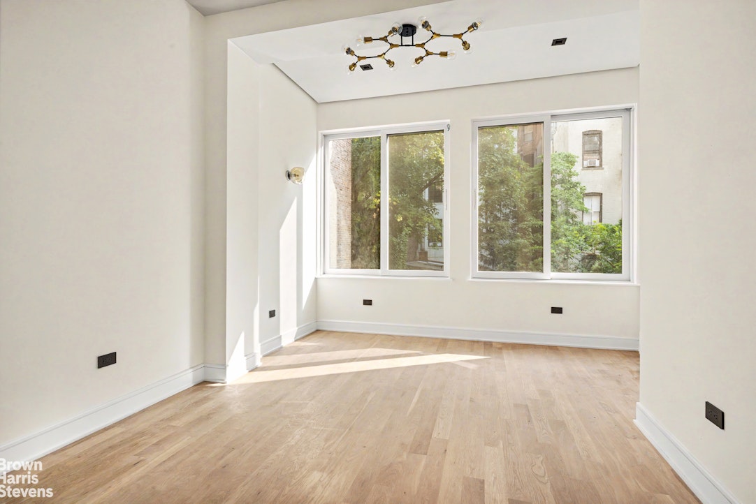 144 WAVERLY Place