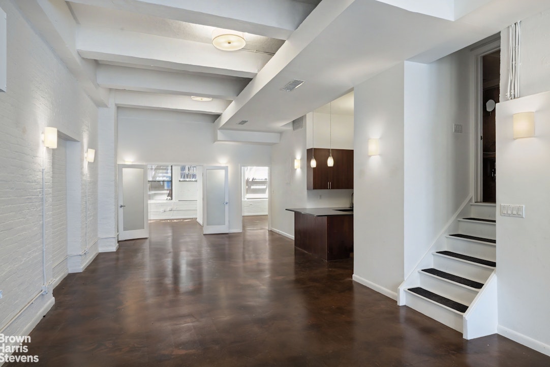 8 Beach Street