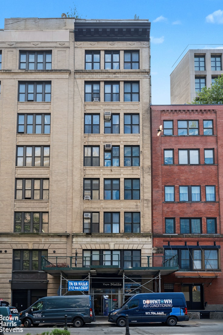 8 Beach Street