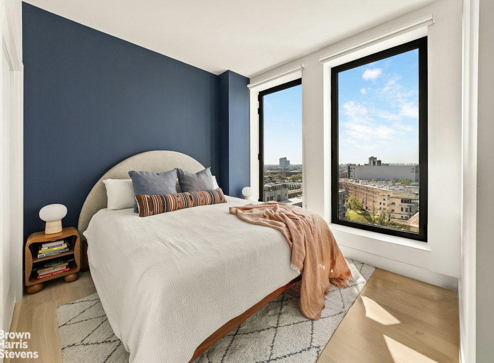 111 Montgomery Street, 12F