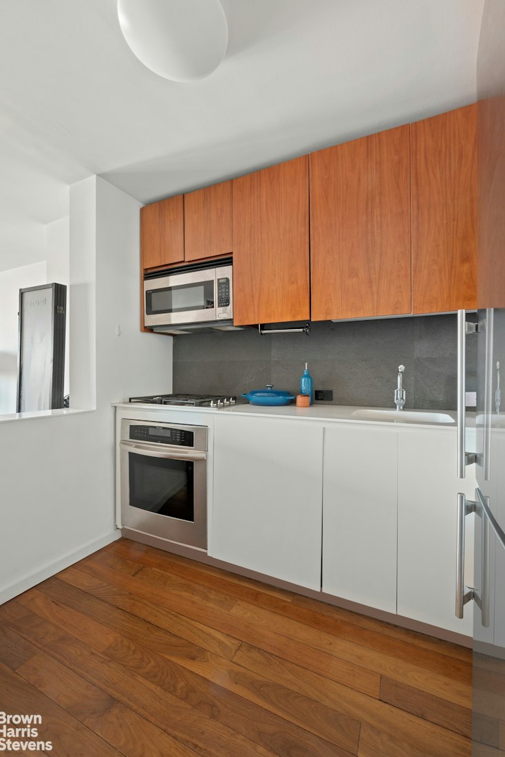 515 E 72ND Street 28A