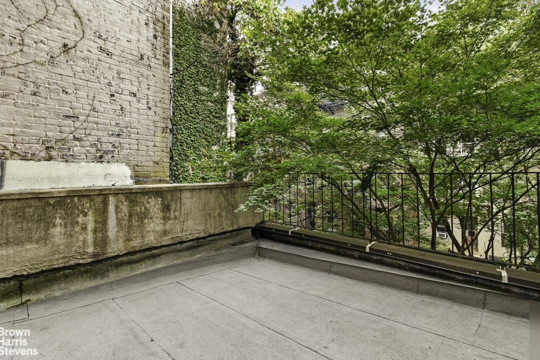 325 East 9th Street, 2