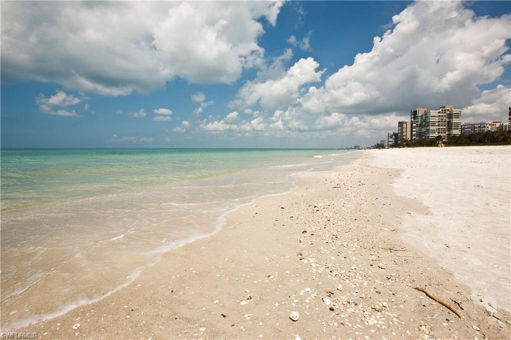 4041 Gulf Shore BLVD N Unit: PH5