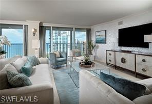 4041 Gulf Shore BLVD N Unit: PH5