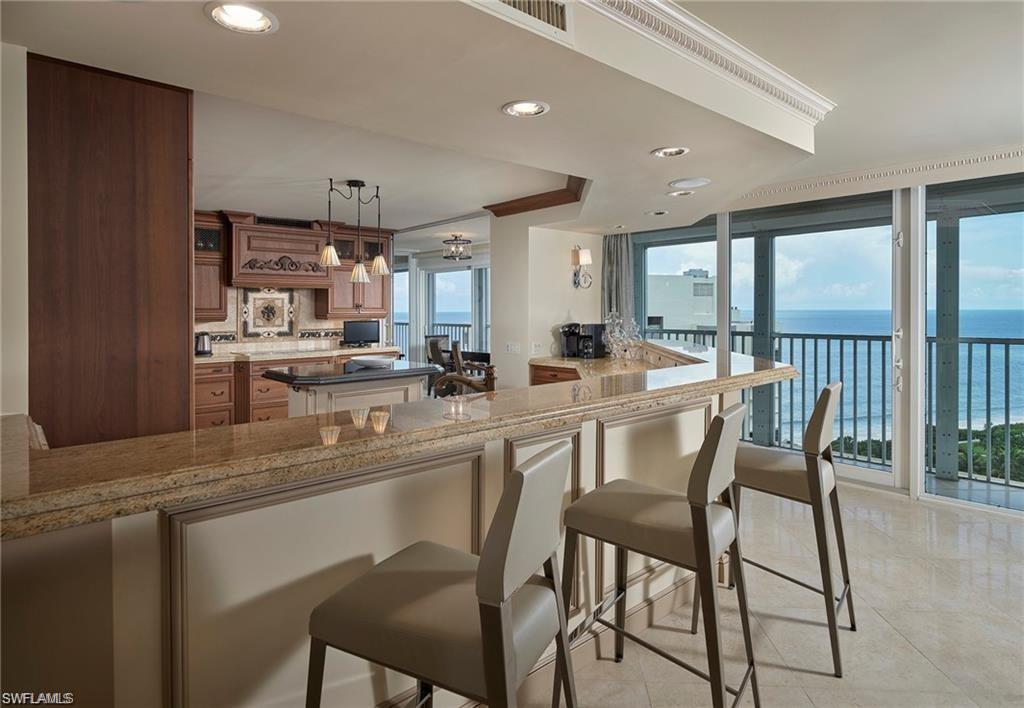 4041 Gulf Shore BLVD N Unit: PH5
