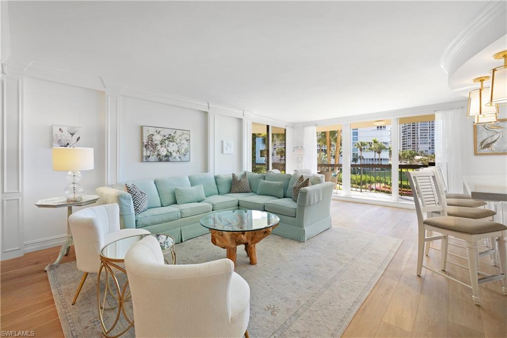 Esplanade #204-Park Shore-Seasonal Rental