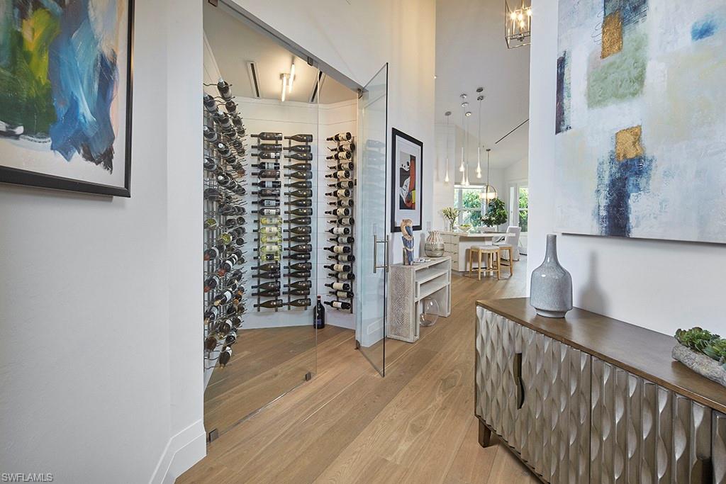 231 Colonade CIR