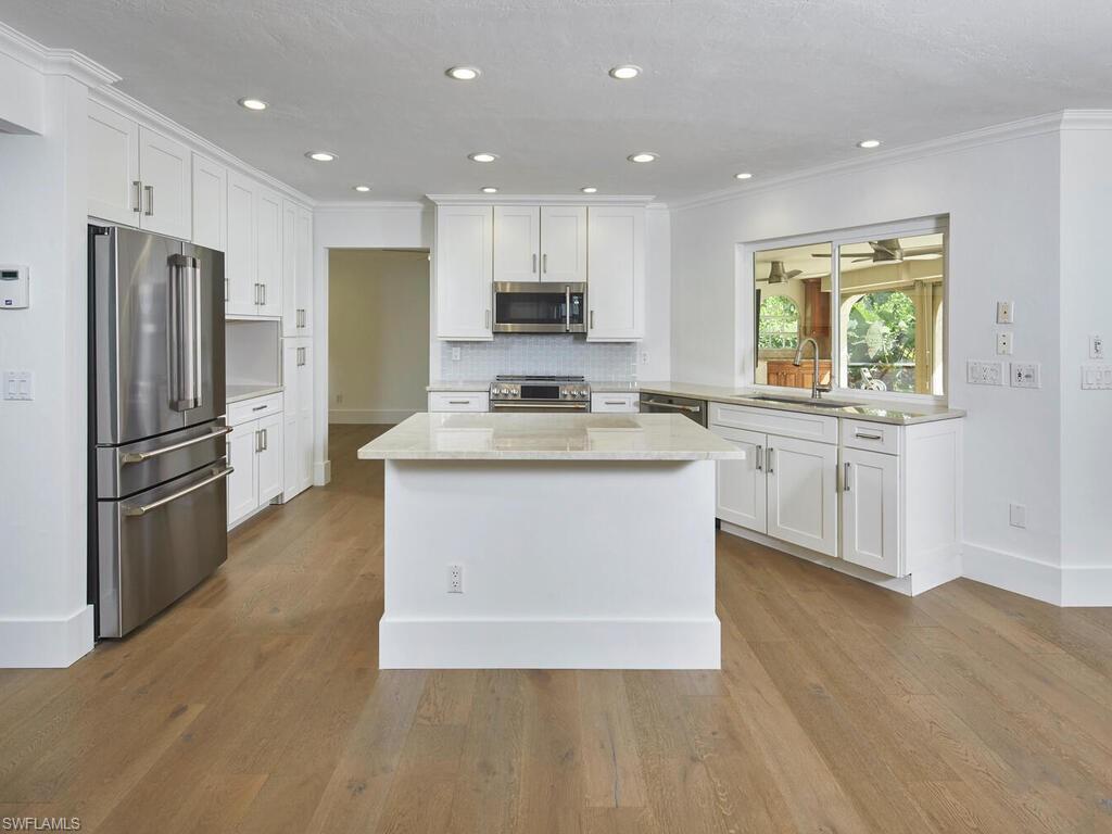 4916 Crayton RD, NAPLES