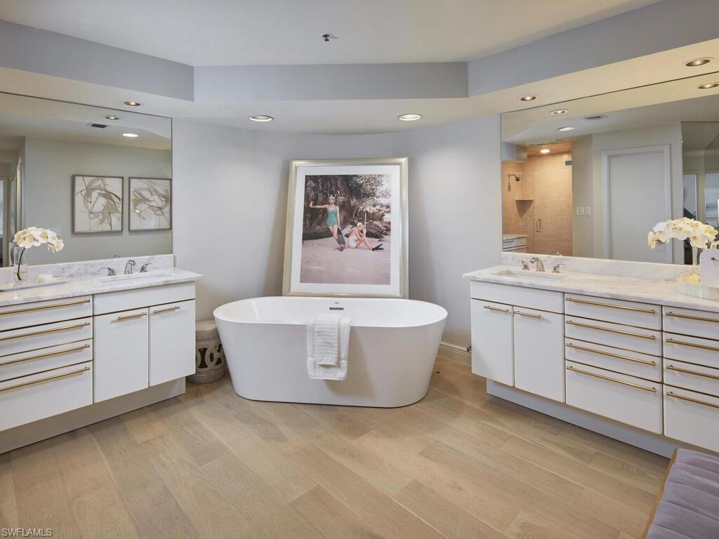 4951 Gulf Shore BLVD N # 1204