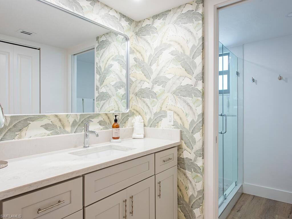 600 Neapolitan WAY # 230