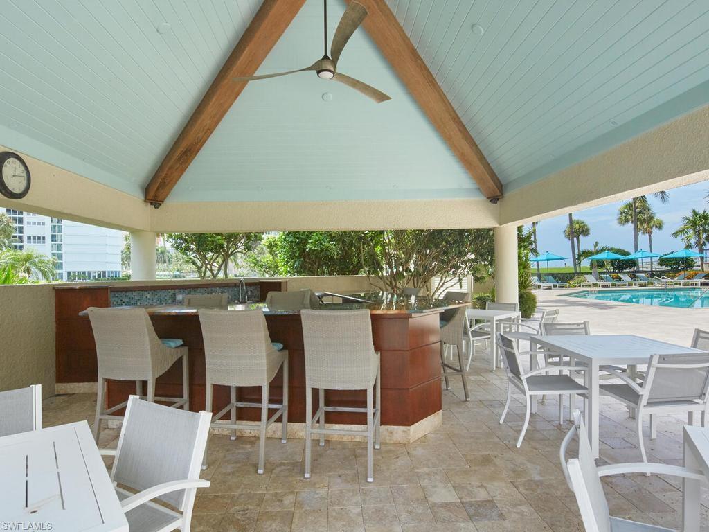 4551 Gulf Shore BLVD N 204