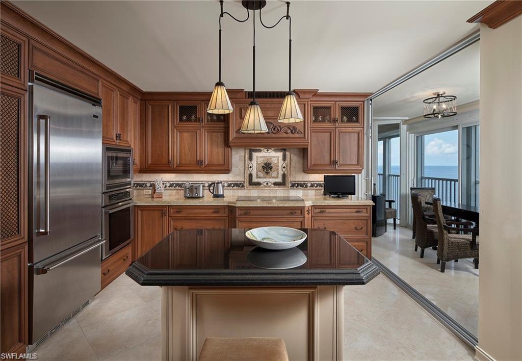 4041 Gulf Shore BLVD N PH5