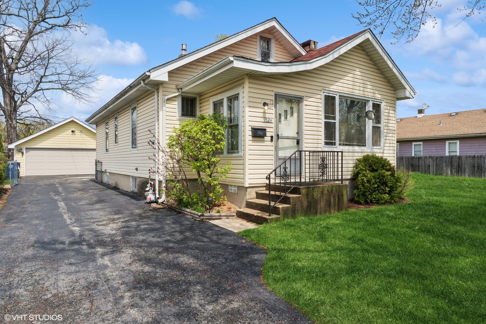 1524 Jenkinson Court