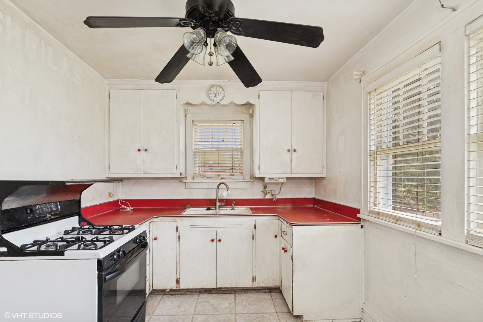 1524 Jenkinson Court