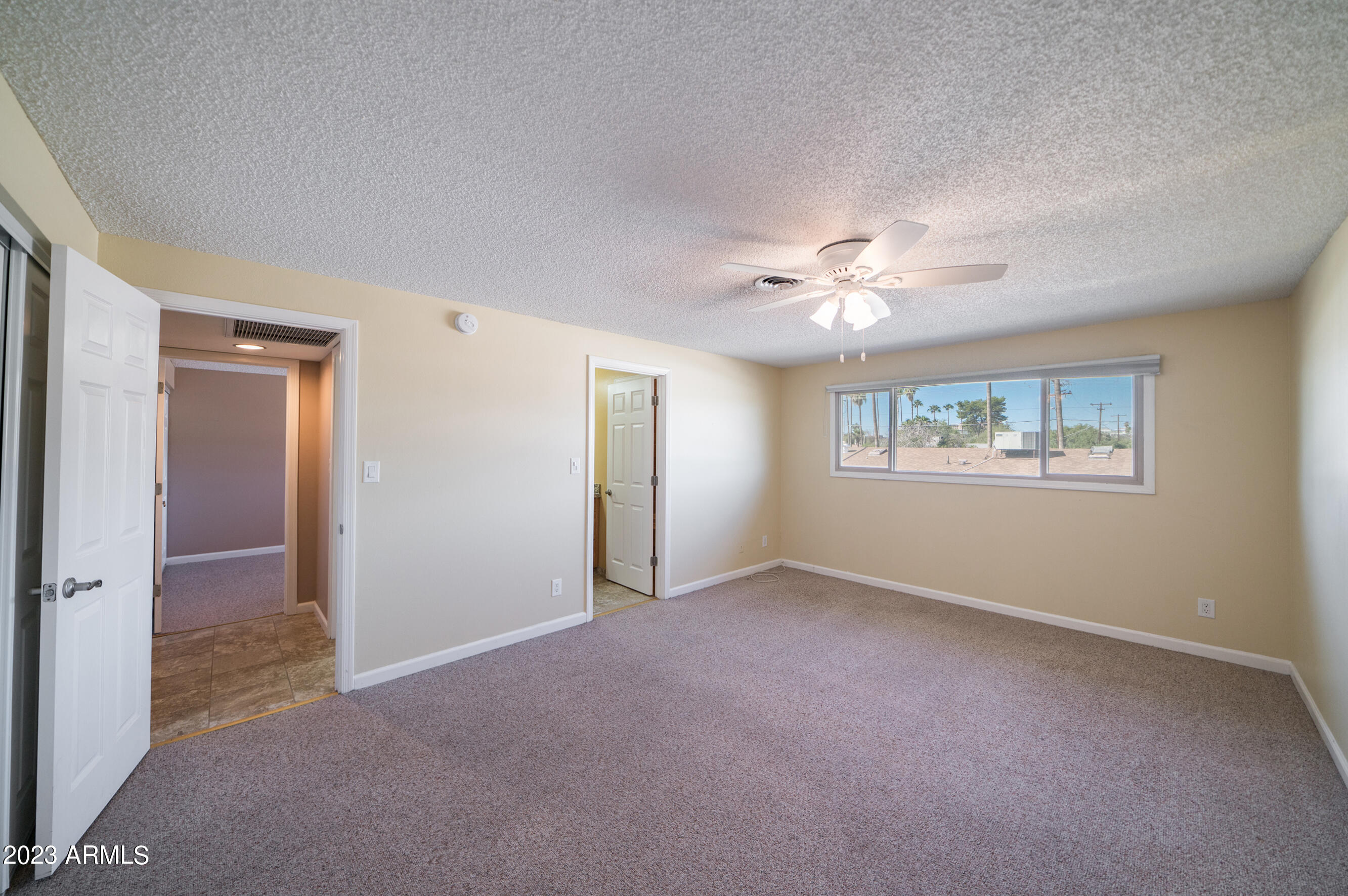 7607 E MINNEZONA Avenue