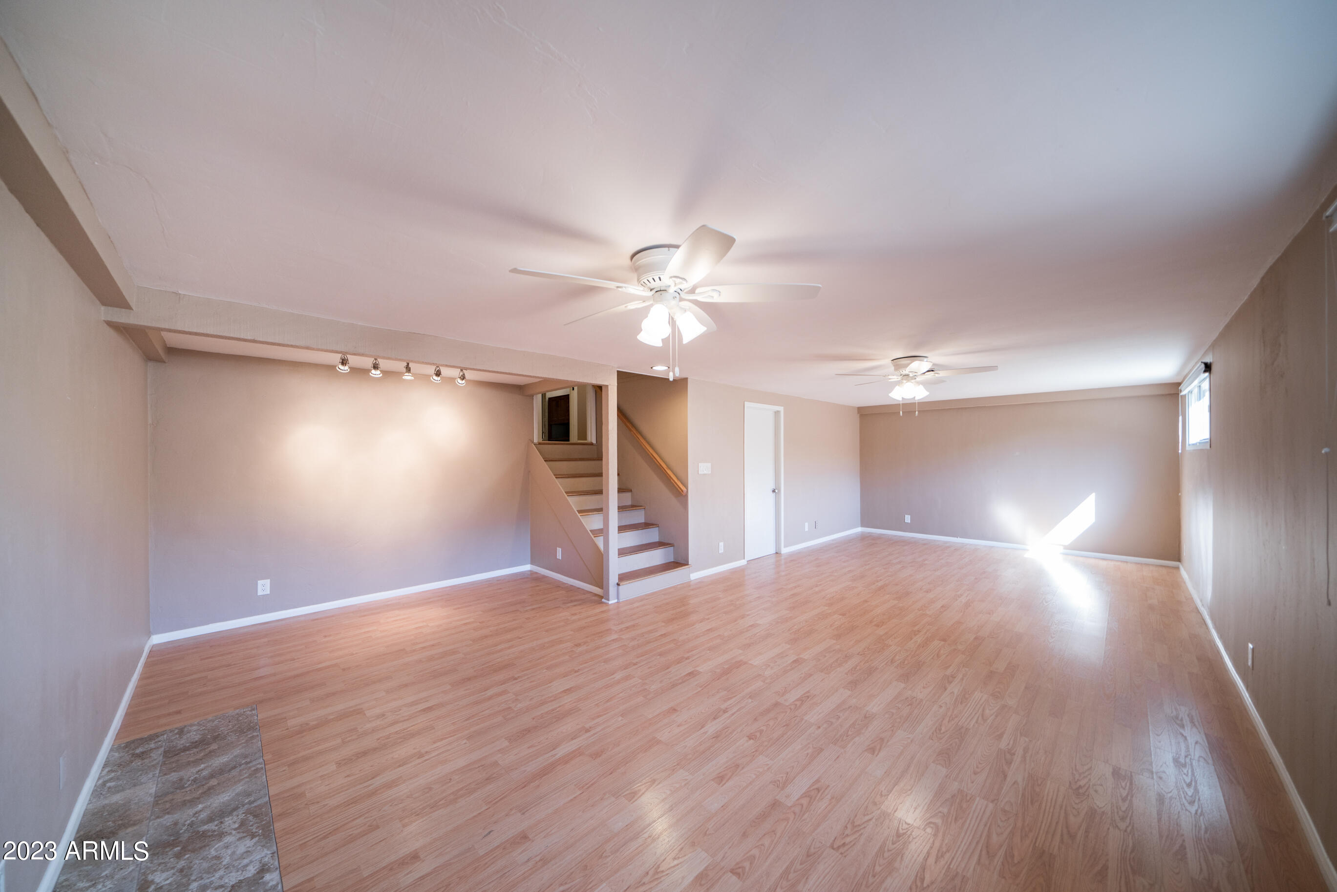 7607 E MINNEZONA Avenue