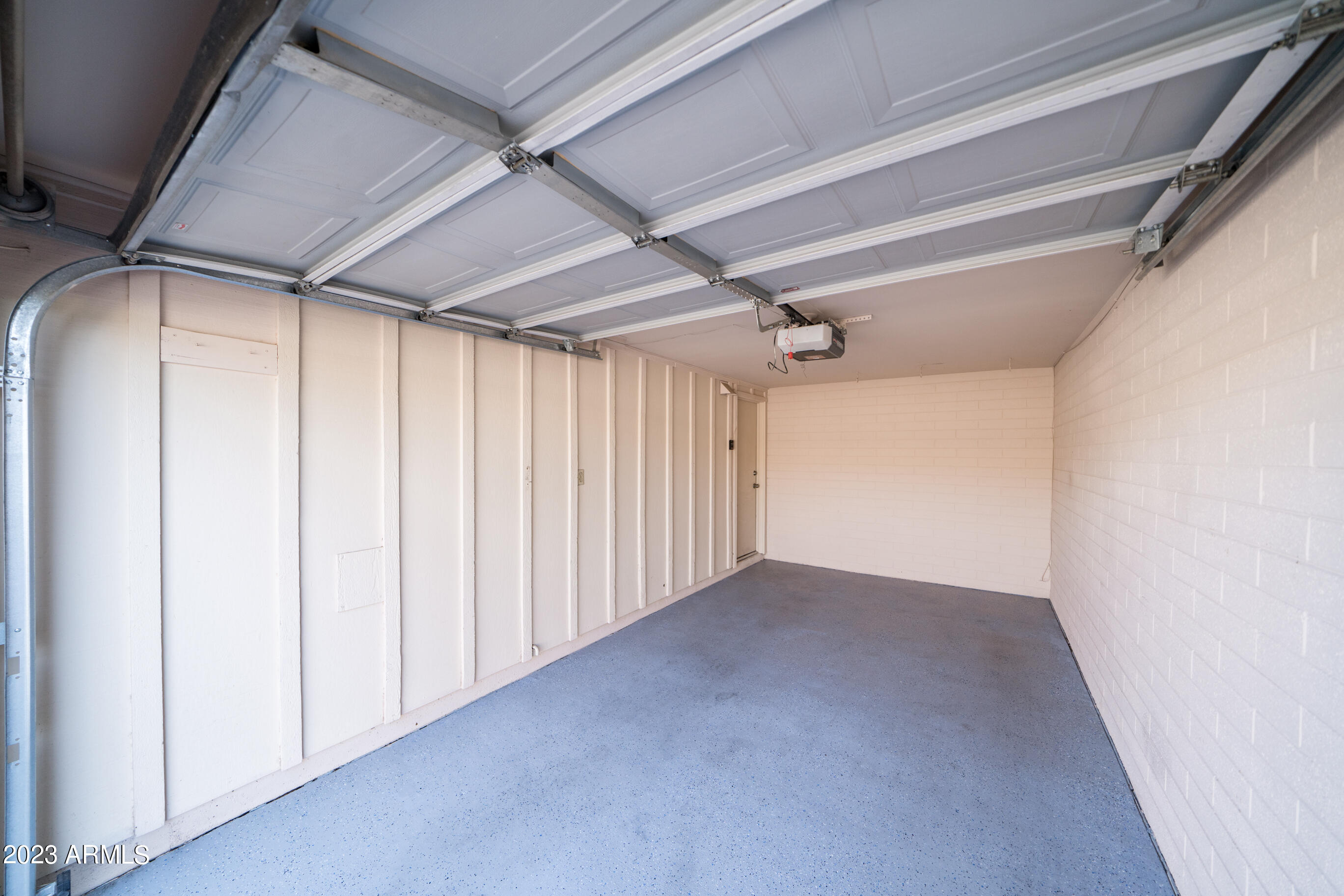 7607 E MINNEZONA Avenue