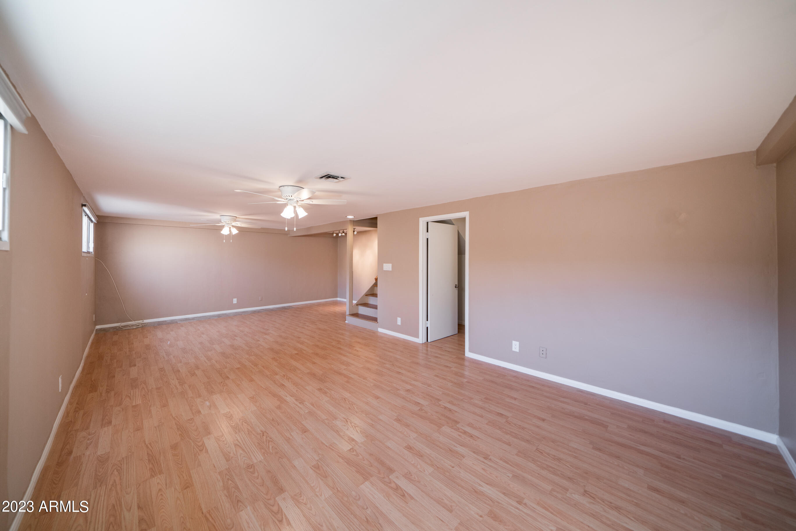 7607 E MINNEZONA Avenue