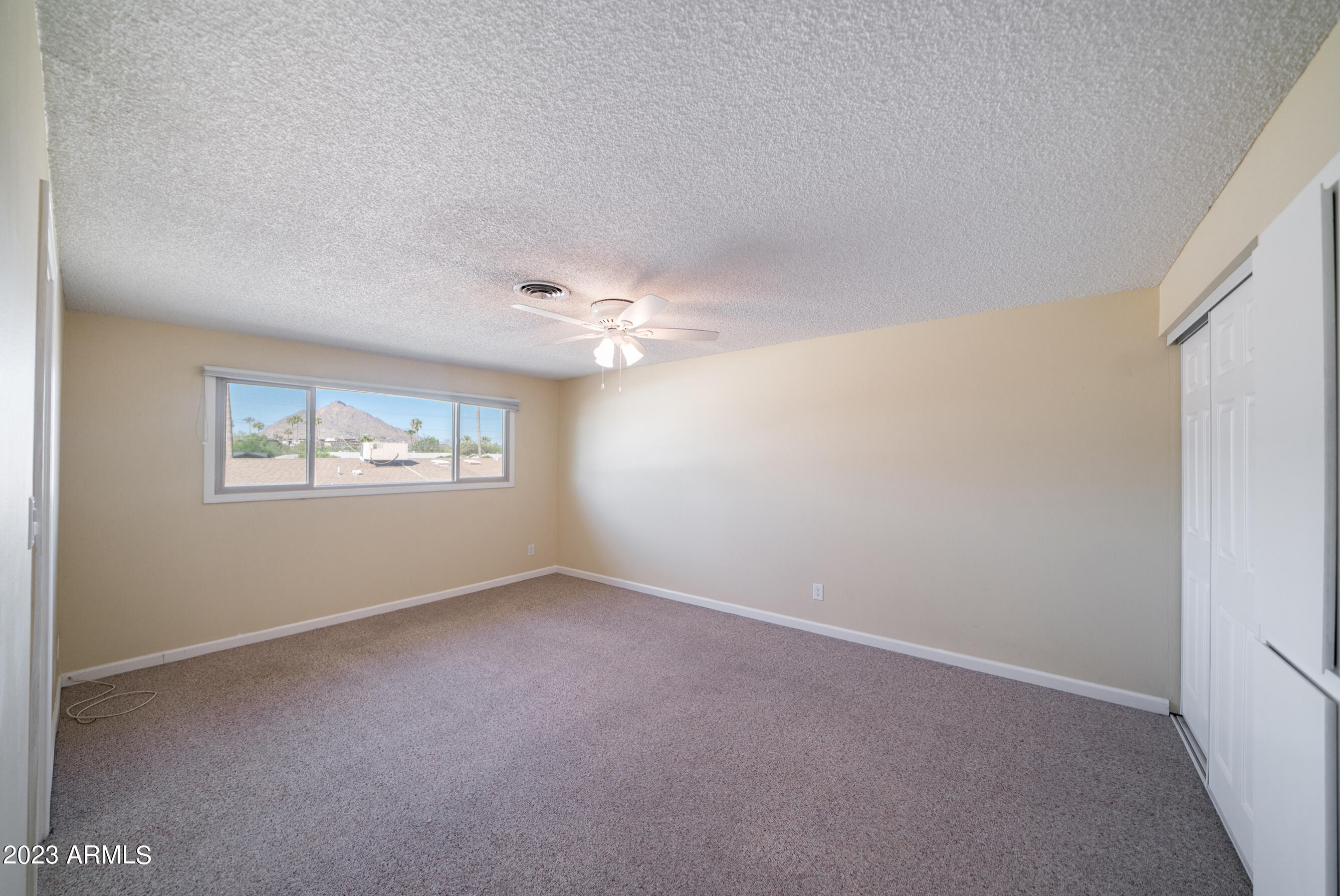 7607 E MINNEZONA Avenue