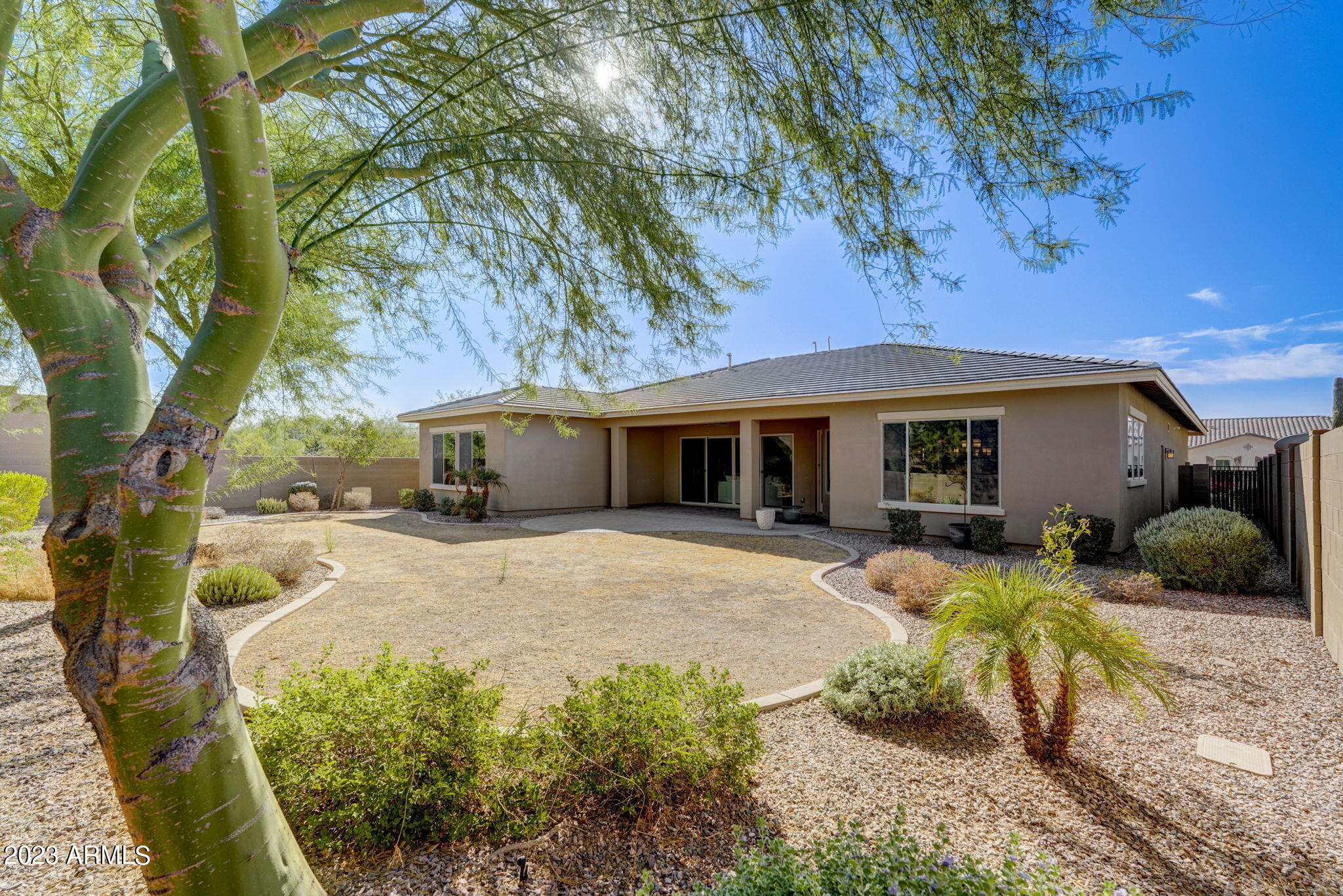 18102 W DESERT SAGE Drive